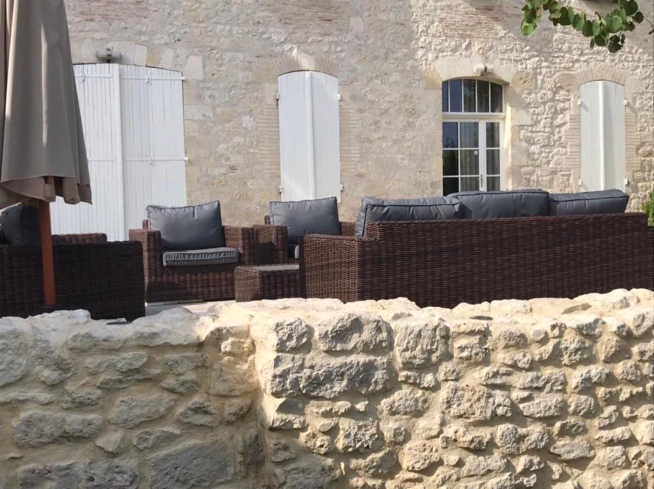 Le Gite Des Carmes Villa Lauzerte Exterior photo
